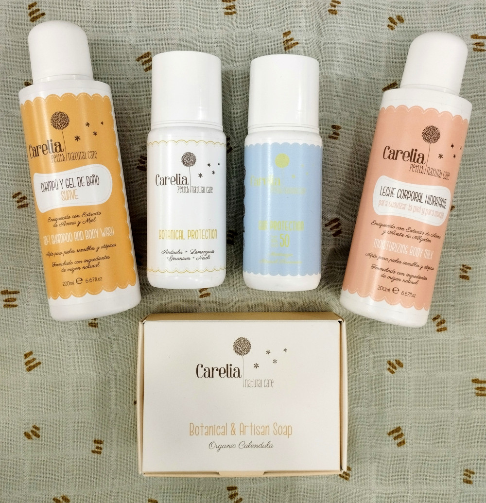 Gamme produits de soin Carelia shampooing, lait corporel, savon solide, creme solaire et anti-moustiques